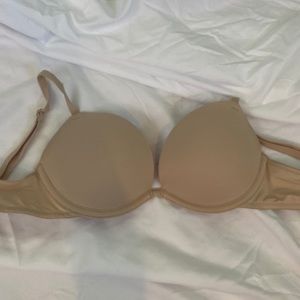 Victoria’s secret PINK Wear Everywhere Super Push Up Bra Beige